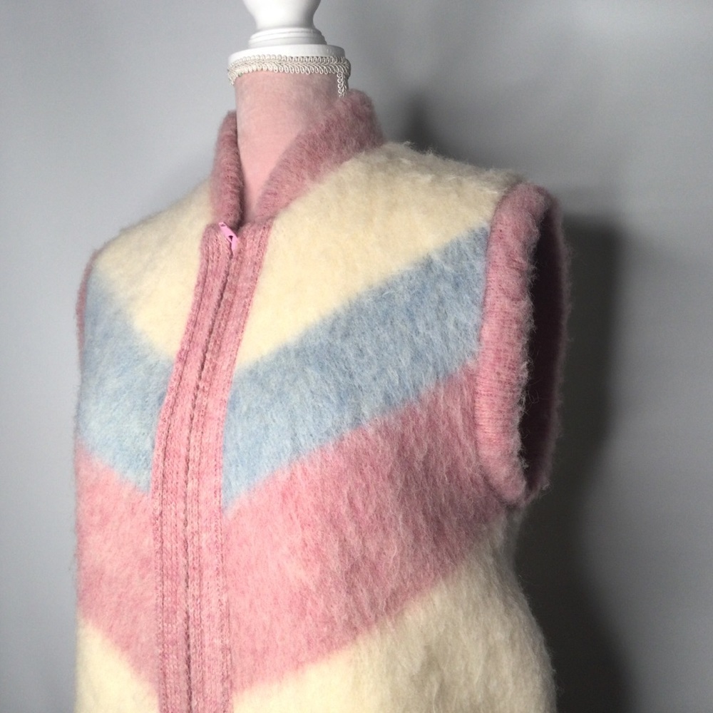 Tundra wool and sherpa extra warm vest.